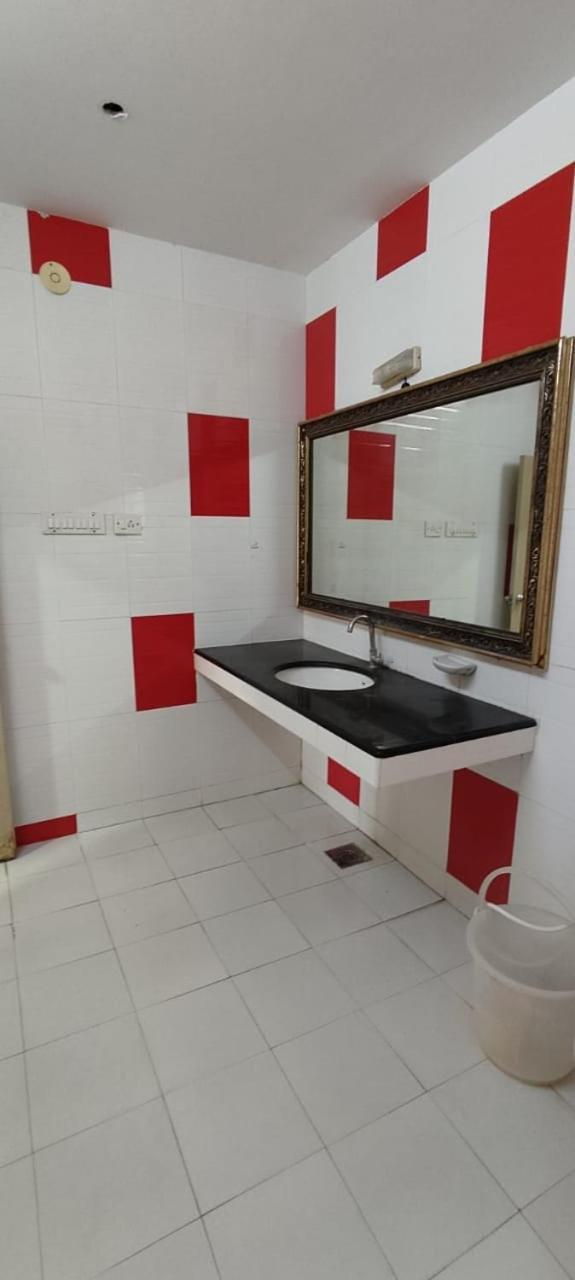 Park Inn Beach Resort Chennai Dış mekan fotoğraf