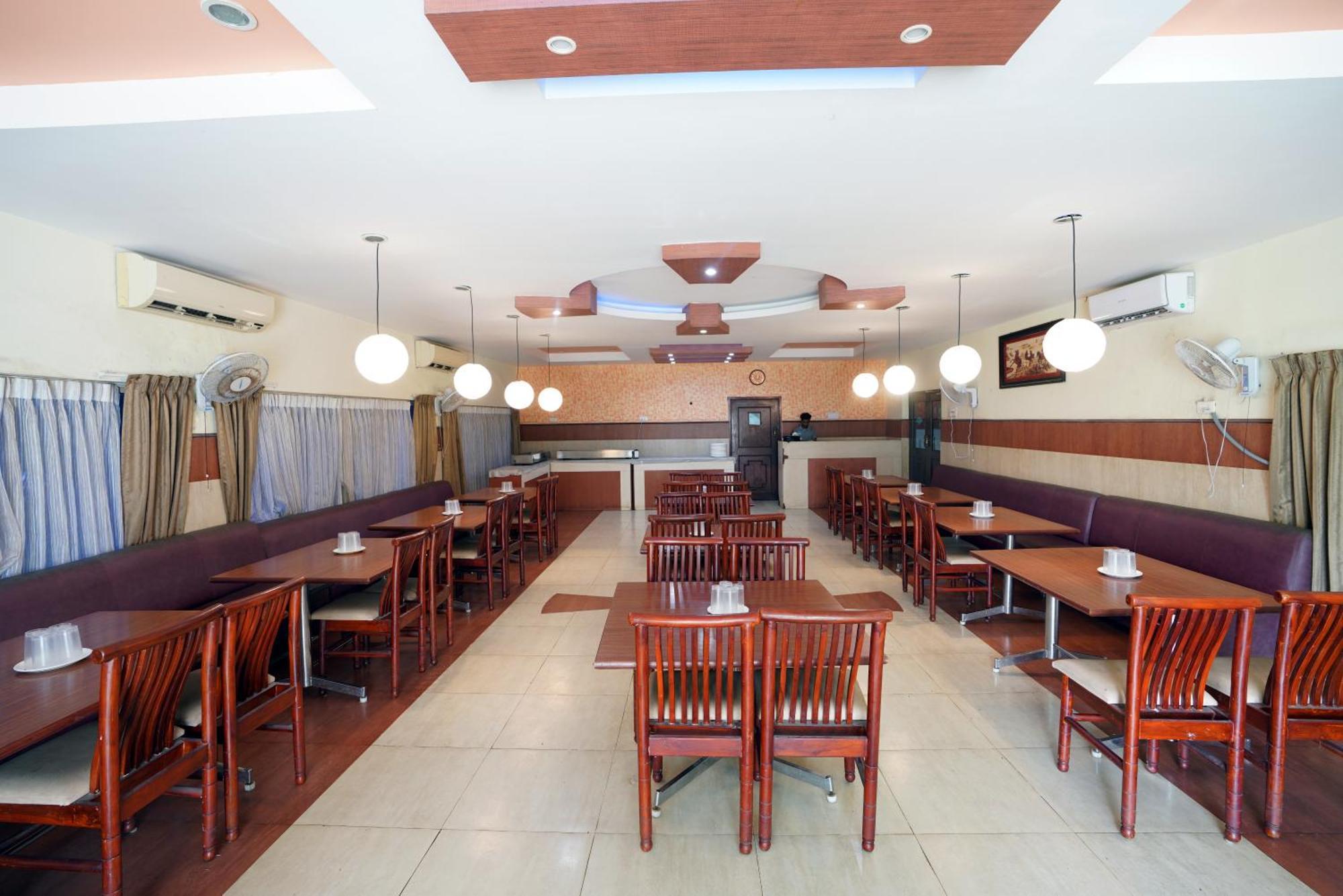 Park Inn Beach Resort Chennai Dış mekan fotoğraf
