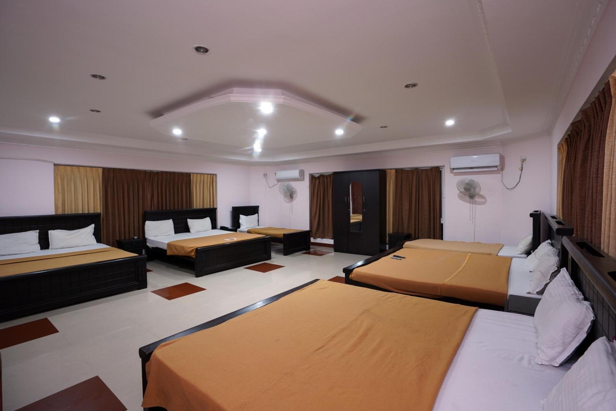 Park Inn Beach Resort Chennai Dış mekan fotoğraf