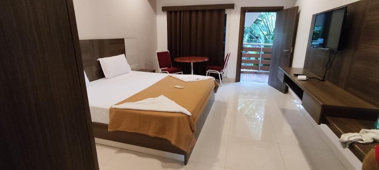 Park Inn Beach Resort Chennai Dış mekan fotoğraf