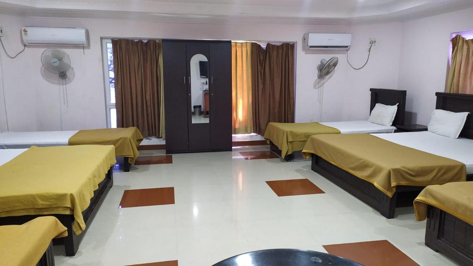 Park Inn Beach Resort Chennai Dış mekan fotoğraf