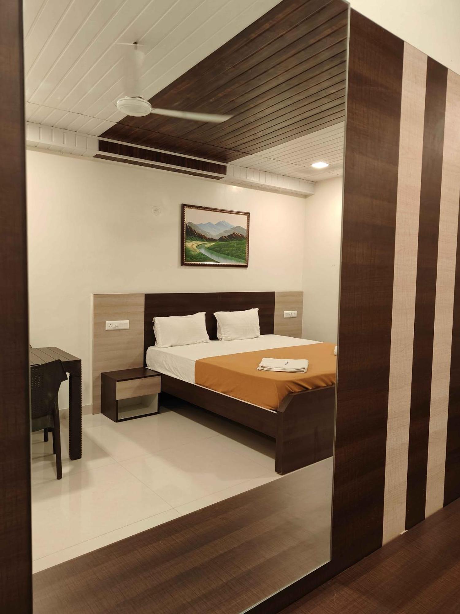 Park Inn Beach Resort Chennai Dış mekan fotoğraf